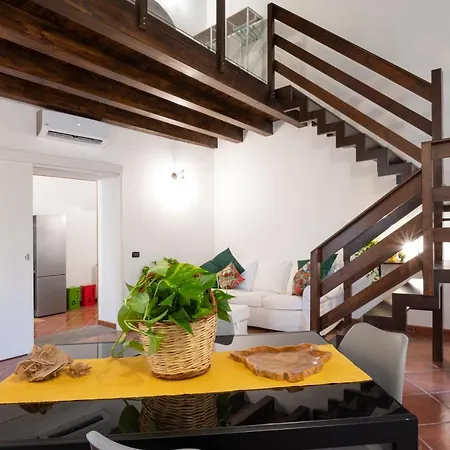 Apartment Pothos House Palermo